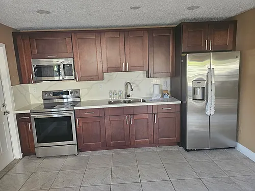 11235 NW 17th Ave Photo 1
