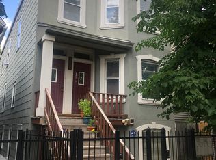 3428 W Lyndale St, Chicago, IL 60647