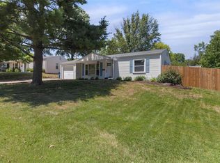 7001 Foxcroft Dr, Saint Louis, MO