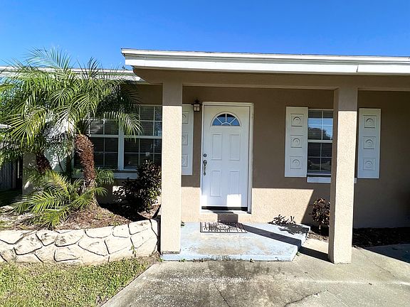 3rd image of 7735 Acadian Dr