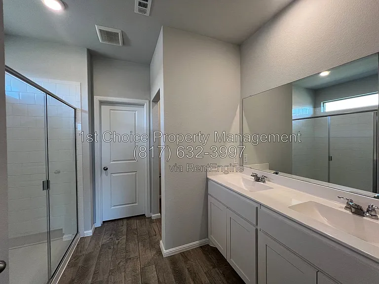 912 Rothville Ln — Photo 48