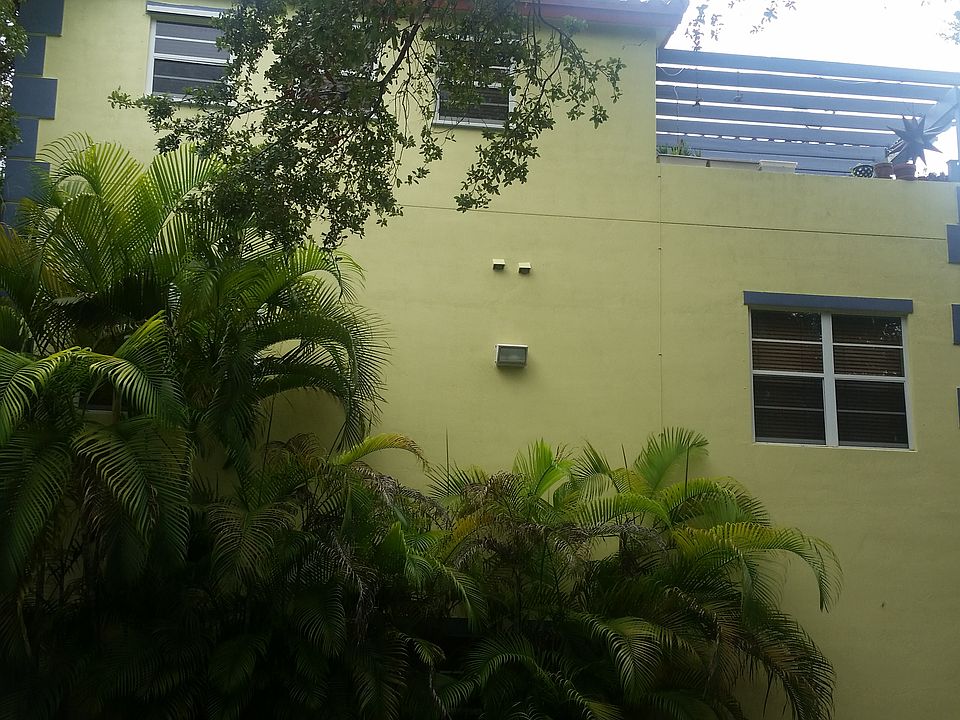 1st image of 2913 SW 30th Ct
