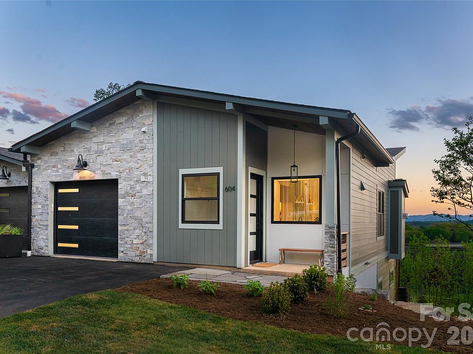 1st image of 604 Storybook Villas Trl
