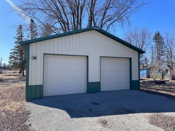 528 2nd St W, Claremont, MN 55924