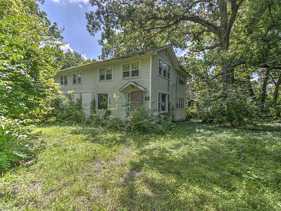 1st image of 830 S 18th St