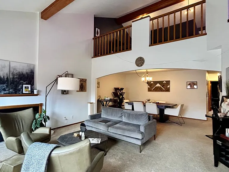 4415 Laguna Pl — Photo 8