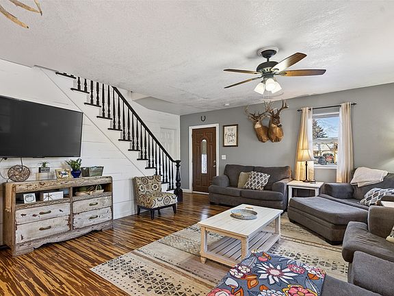4th image of 103 Park Ave NE