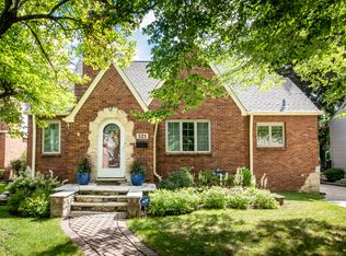 521 S Western Ave, Park Ridge, IL 60068