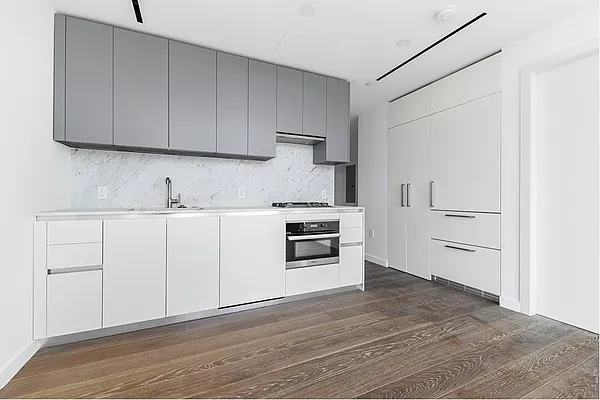 Rented by Douglas Elliman | media 16