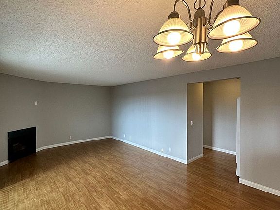 2nd image of 3315 E 15th St APT 201