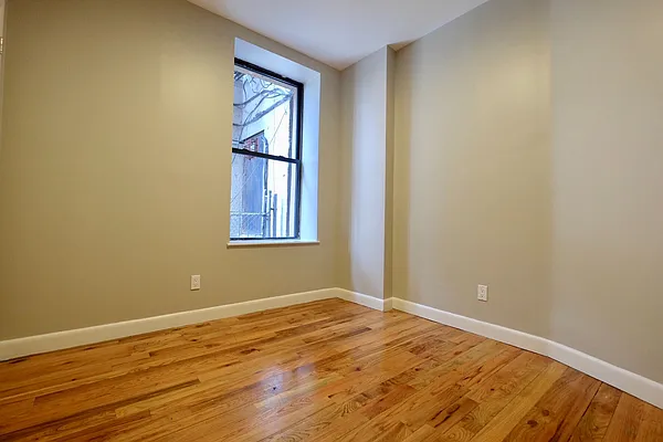 Rented by Keller Williams NYC | media 20