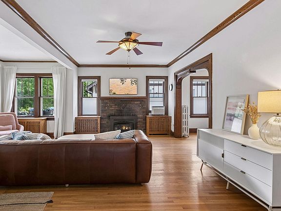 3rd image of 1767 Englewood Ave