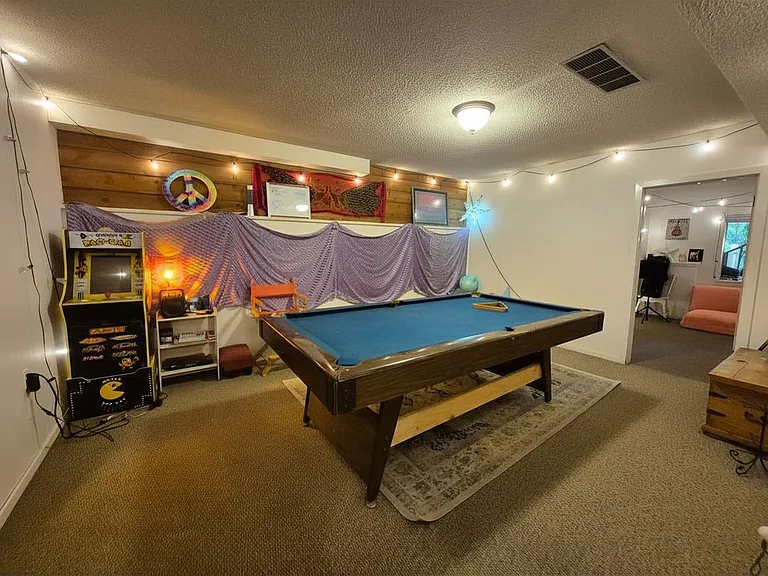 2304 Lisa Ln — Photo 8