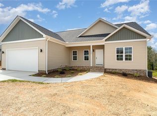 148 Knight Farm Rd, Stokesdale, NC 27357