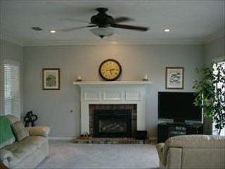 4th image of 705 Shadowood Ln