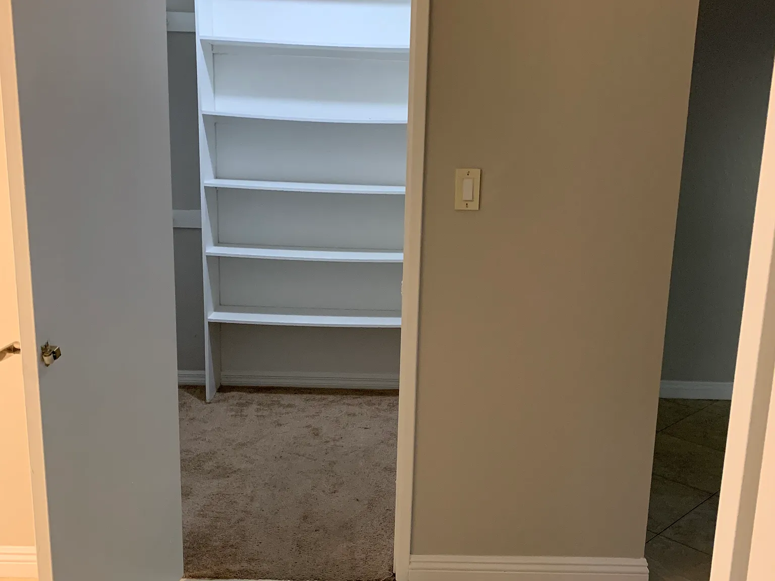 1345 Cabrillo Park Dr — Photo 3