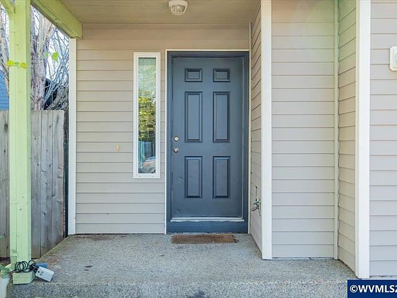 5th image of 1825 SW Easy St