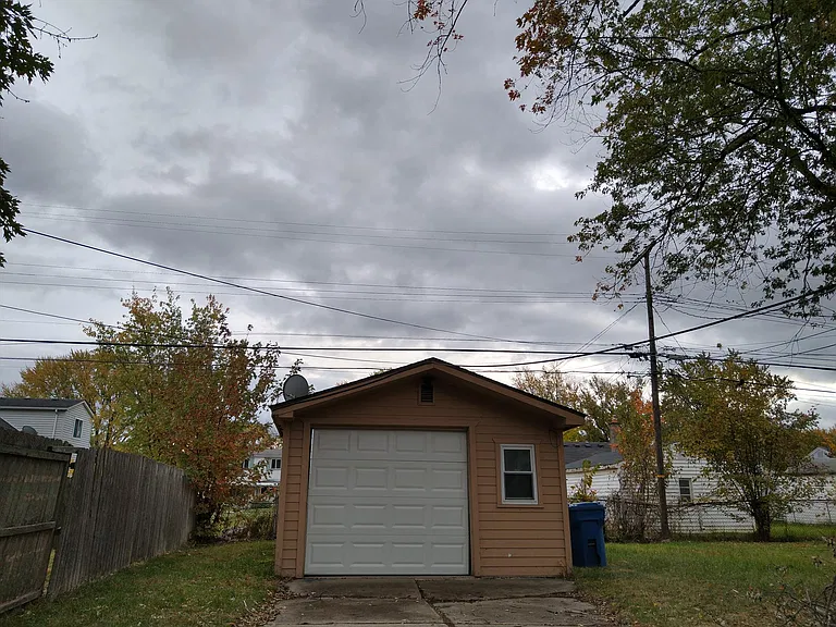 13972 Marshall Ave — Photo 15