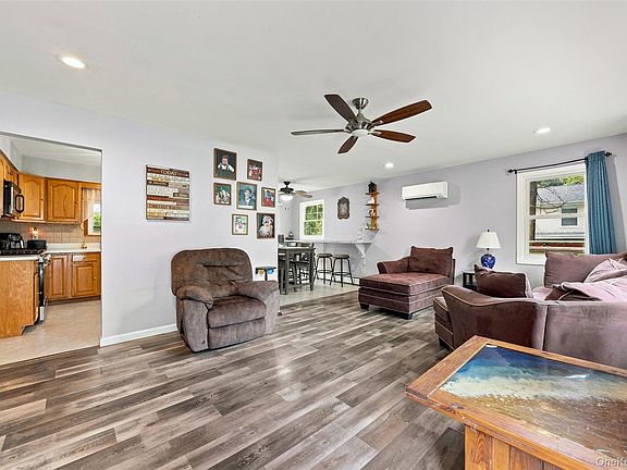 4th image of 121 Hammond Road