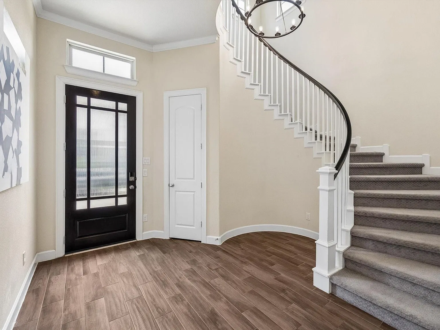 3 bed, 3.5 bath, 2554 sqft, $3,450 — Photo 4