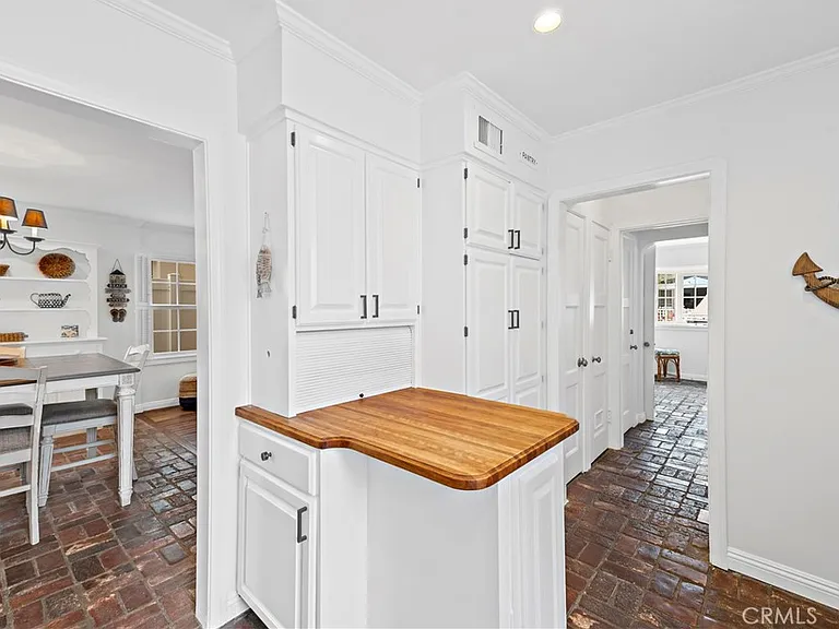 224 Amethyst Ave — Photo 11