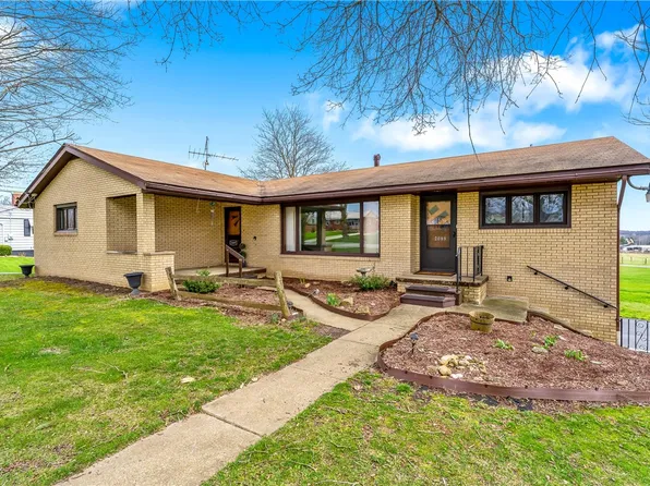 2089 Mercer New Wilmington Rd, New Wilmington, PA 16142