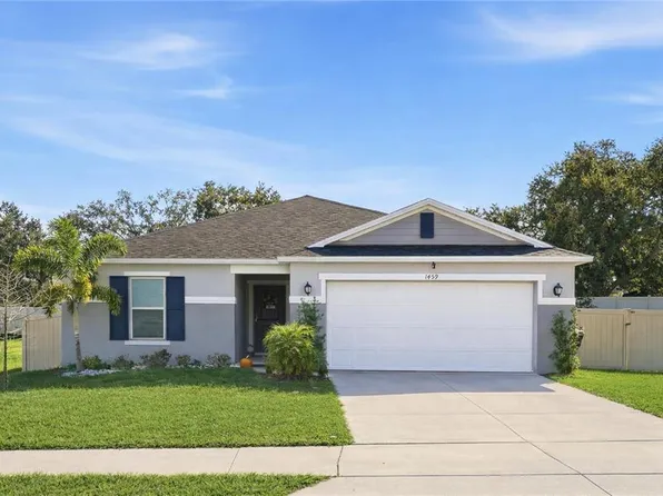 1459 Geranium Dr, Mascotte, FL 34753