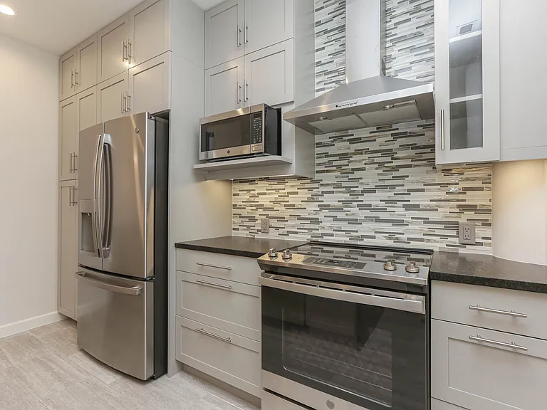 740 Boush St #201 — Photo 2