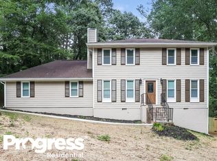 335 Mimosa Dr, Fayetteville, GA 30214
