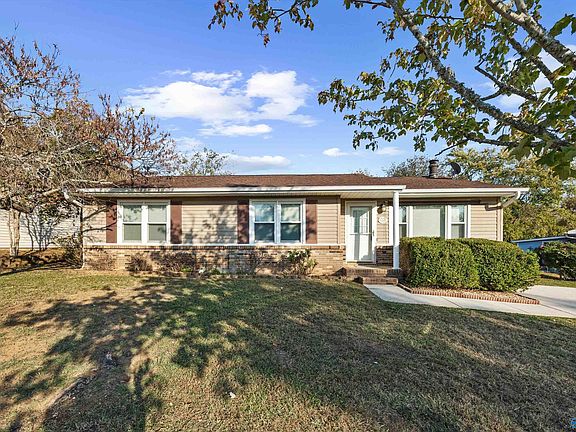 2nd image of 13935 Wyandotte Dr SW