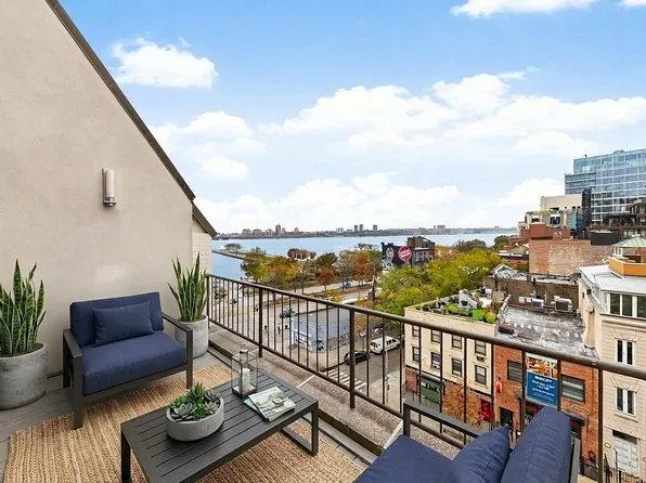 130 Barrow St Unit Penthouse 20, New York, NY 10014