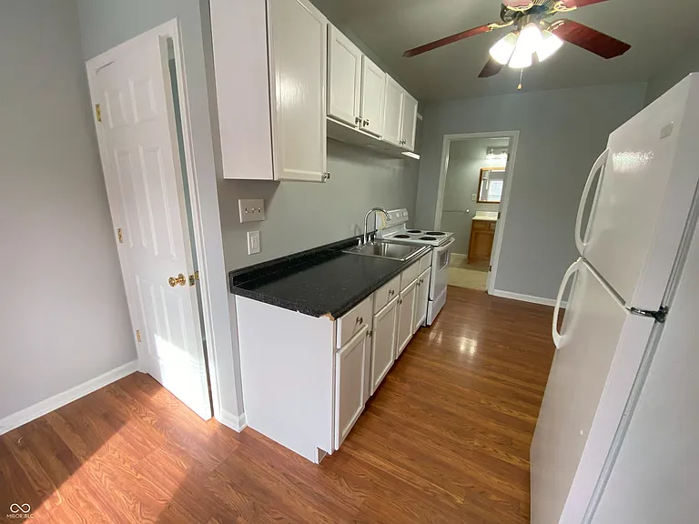 3854 1/2 S Sherman Dr — Photo 9
