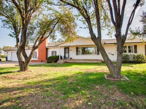 507 6th St, Kremlin, OK 73753