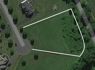 65 School House Ln, Easton, PA 18042