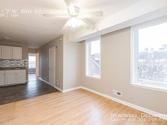 4th image of 217 W 6th St #C