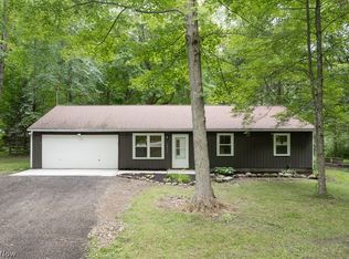 18620 Shaw Rd, Chagrin Falls, OH 44023