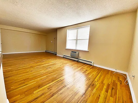 Rented by Brooklyn Property Group LLC | media 35