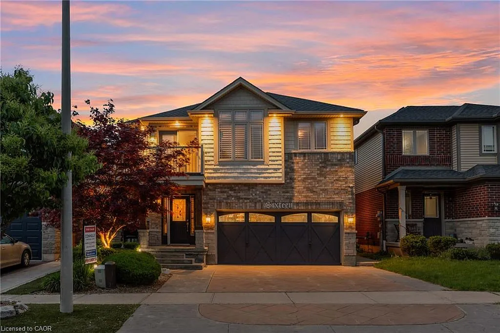 16 Sycamore Cres photo 1
