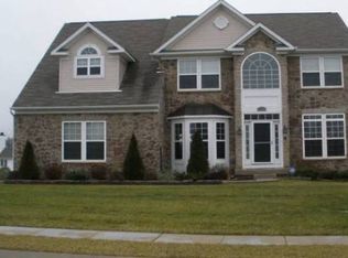 1635 Rosebrook Dr, York, PA 17402