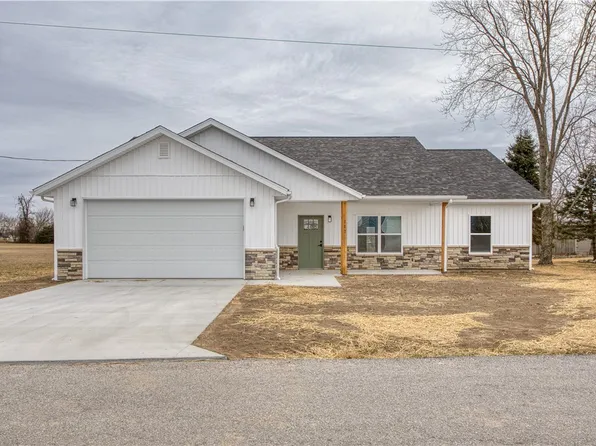 117 N Janice St, Goodman, MO 64843