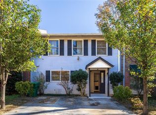 929 Glynn Oaks Dr, Clarkston, GA 30021