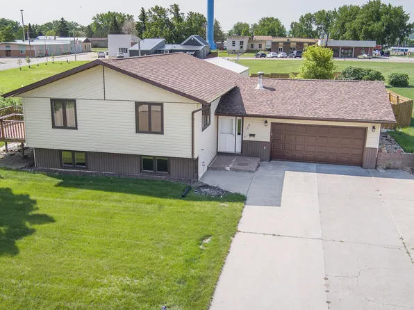 109 Lamborn Ave, Stanton, ND 58571