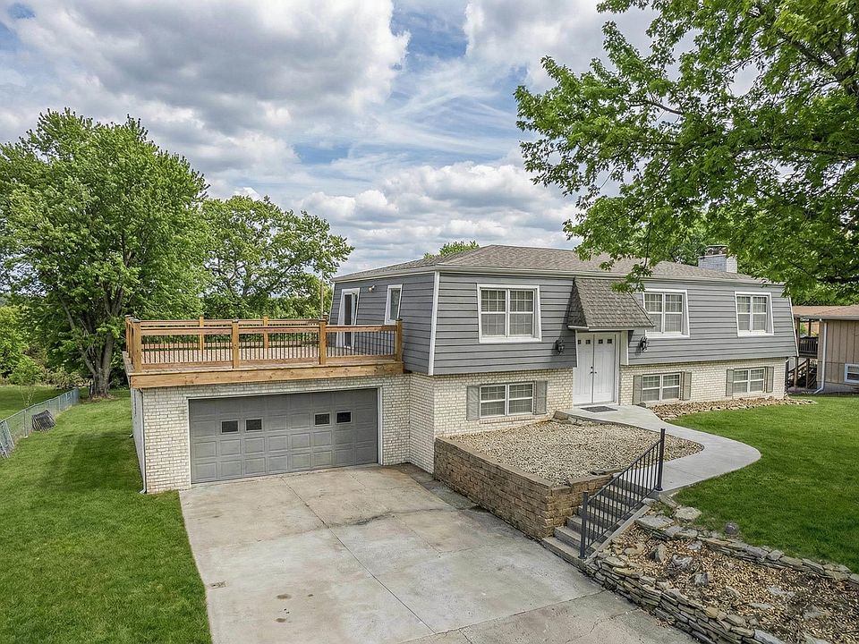 1st image of 3214 Rolling Hills Dr