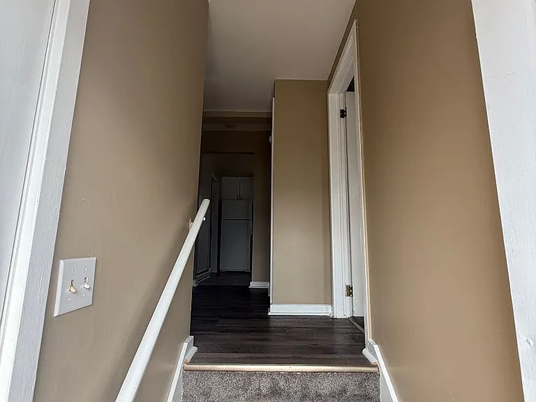 210 James Street — Photo 3