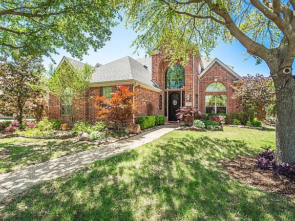 2nd image of 1213 Mandeville Dr