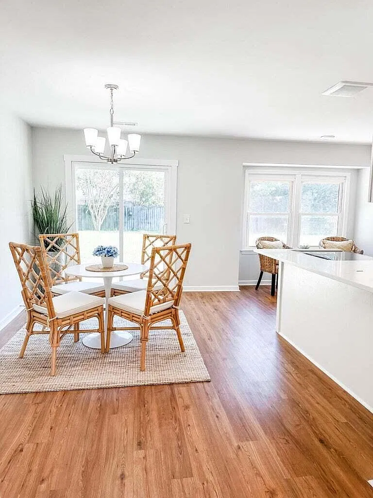 4 bed, 1.5 bath, 1129 sqft, $1,850 — Photo 3