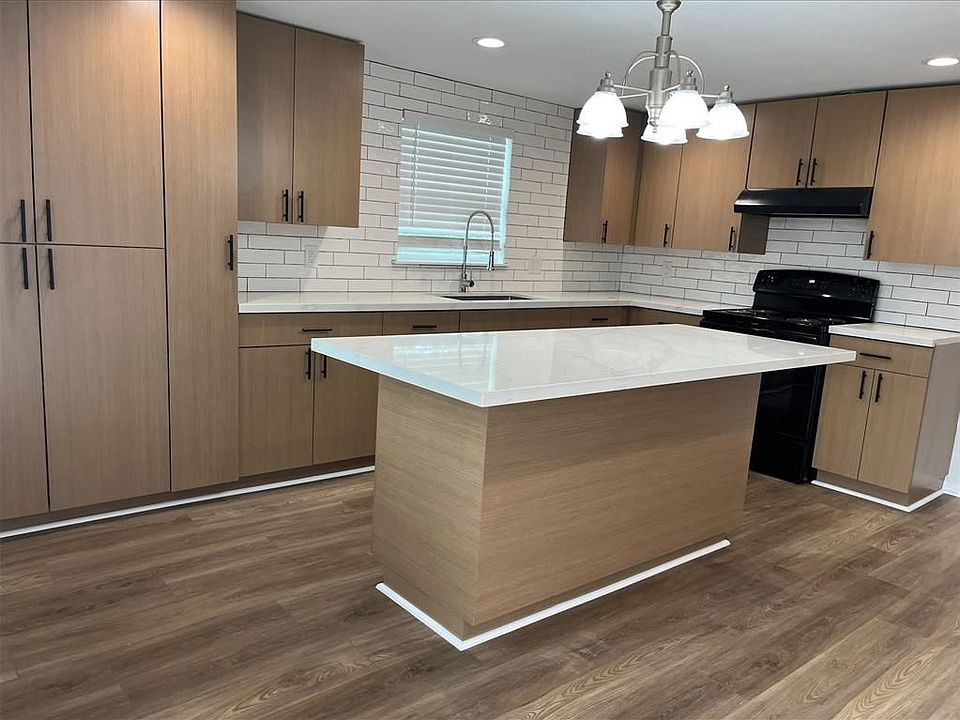 1st image of 15506 Elgin St #C