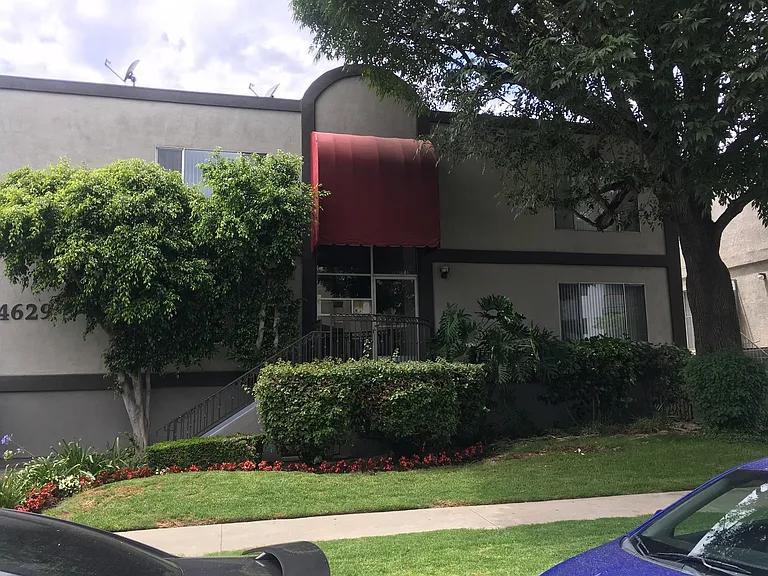 4621-4629 Vista Del Monte Ave. — Photo 3