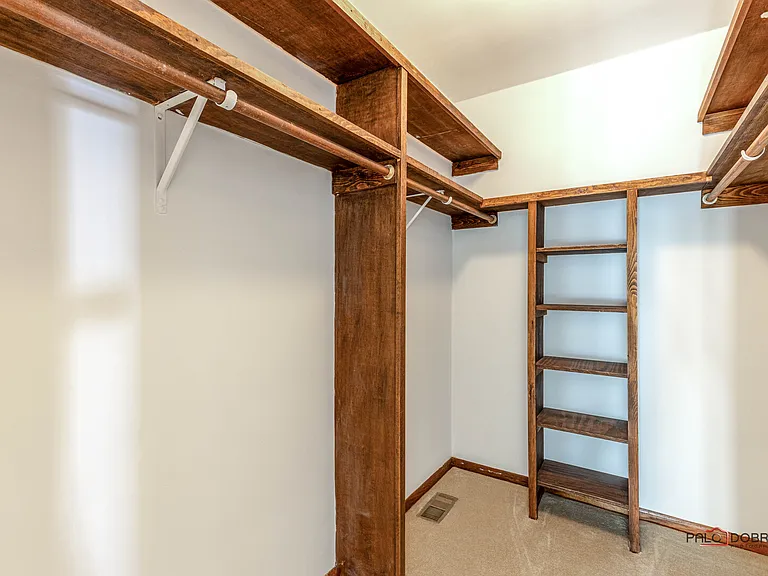 2450 Chas Dr — Photo 19