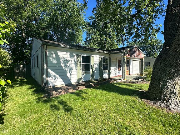 3rd image of 3914 N Faculty Dr
